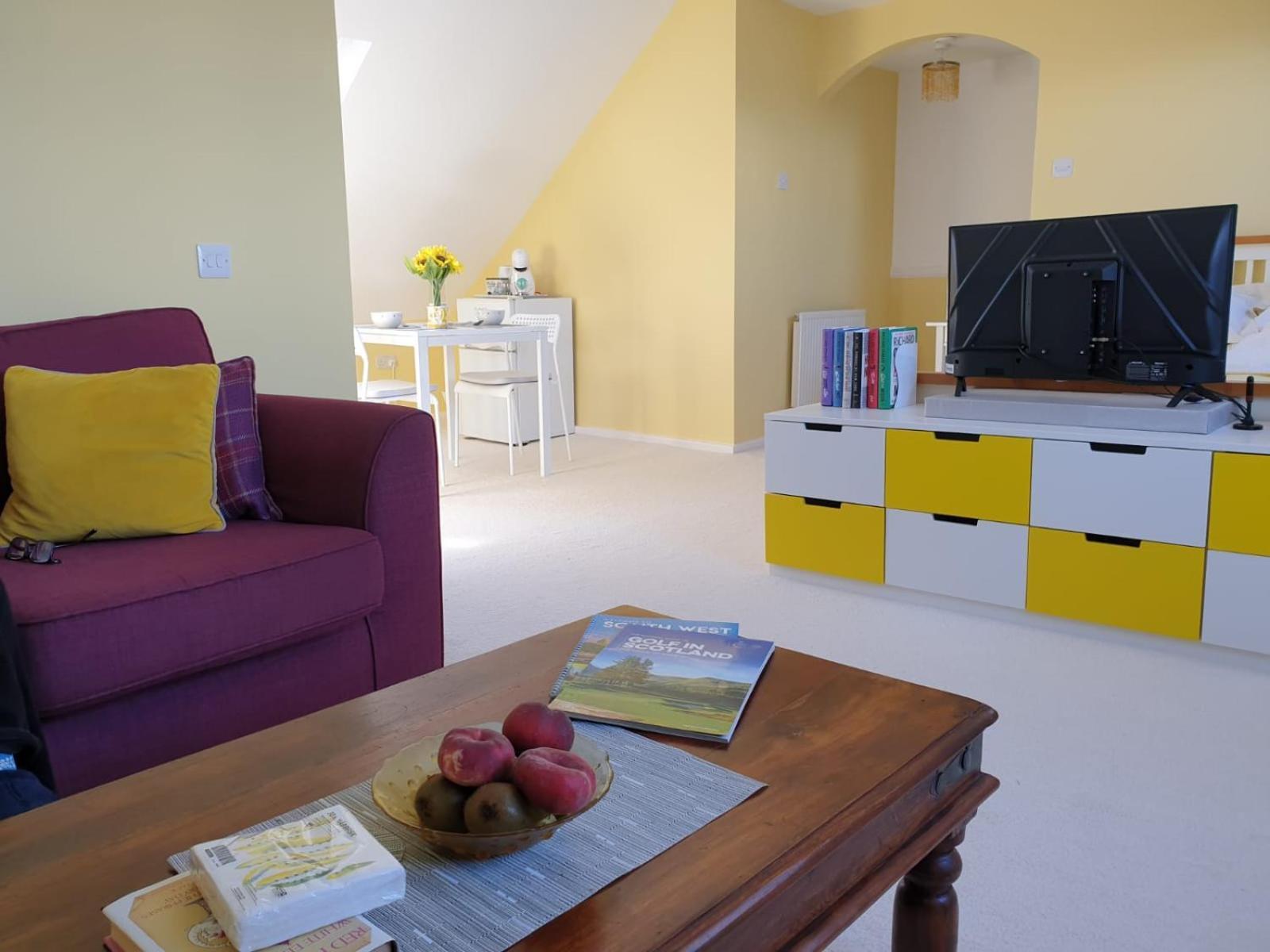 The Old Cornstore A Beautiful Suite Overlooking The Sea Drummore 外观 照片