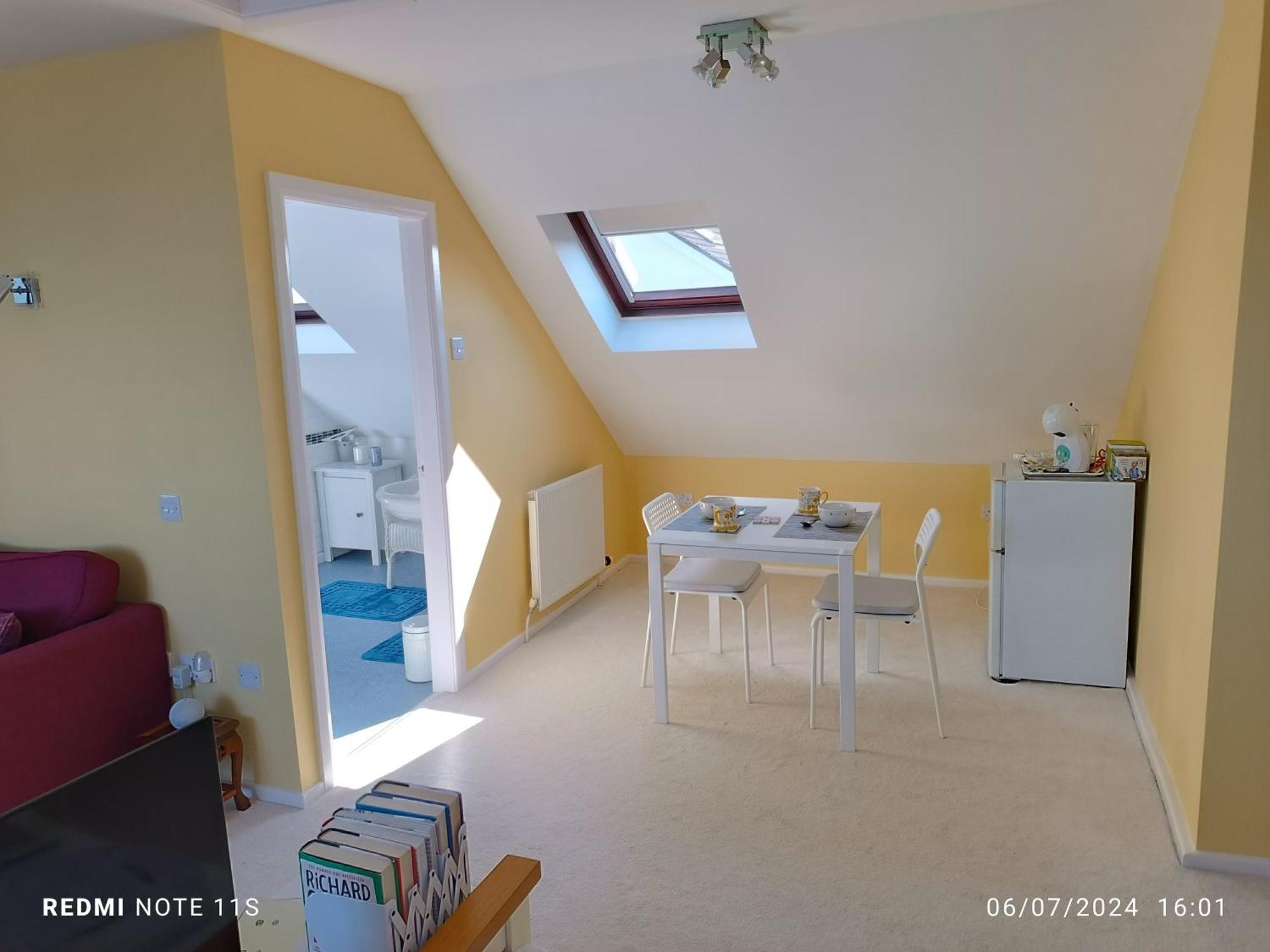 The Old Cornstore A Beautiful Suite Overlooking The Sea Drummore 外观 照片